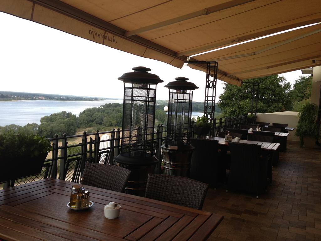 Hotell Tumski 4*